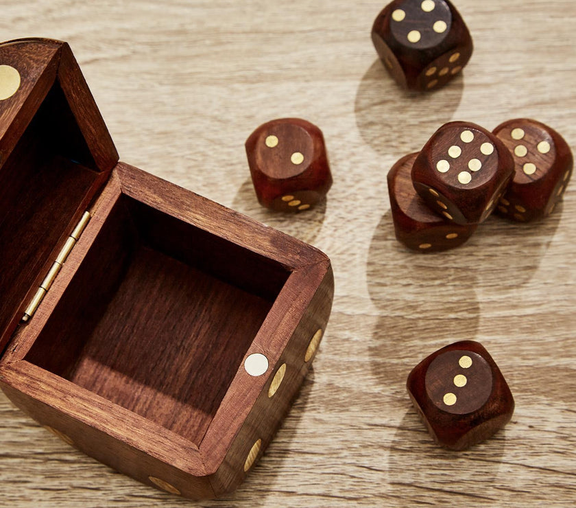 Wood Crafted Dice Box with 6 Dice