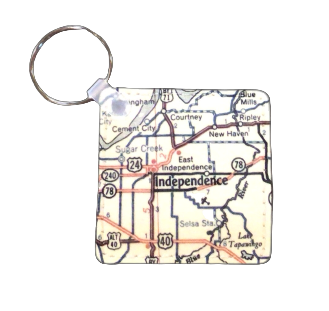 A small map of Independence, Missouri in a square as a keychain.
