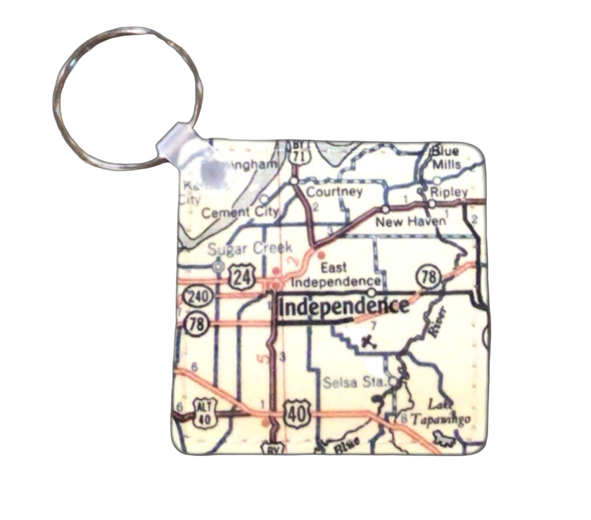 A small map of Independence, Missouri in a square as a keychain.