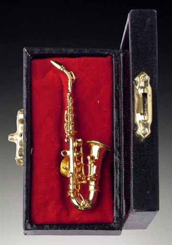 Gold Saxophone Pin